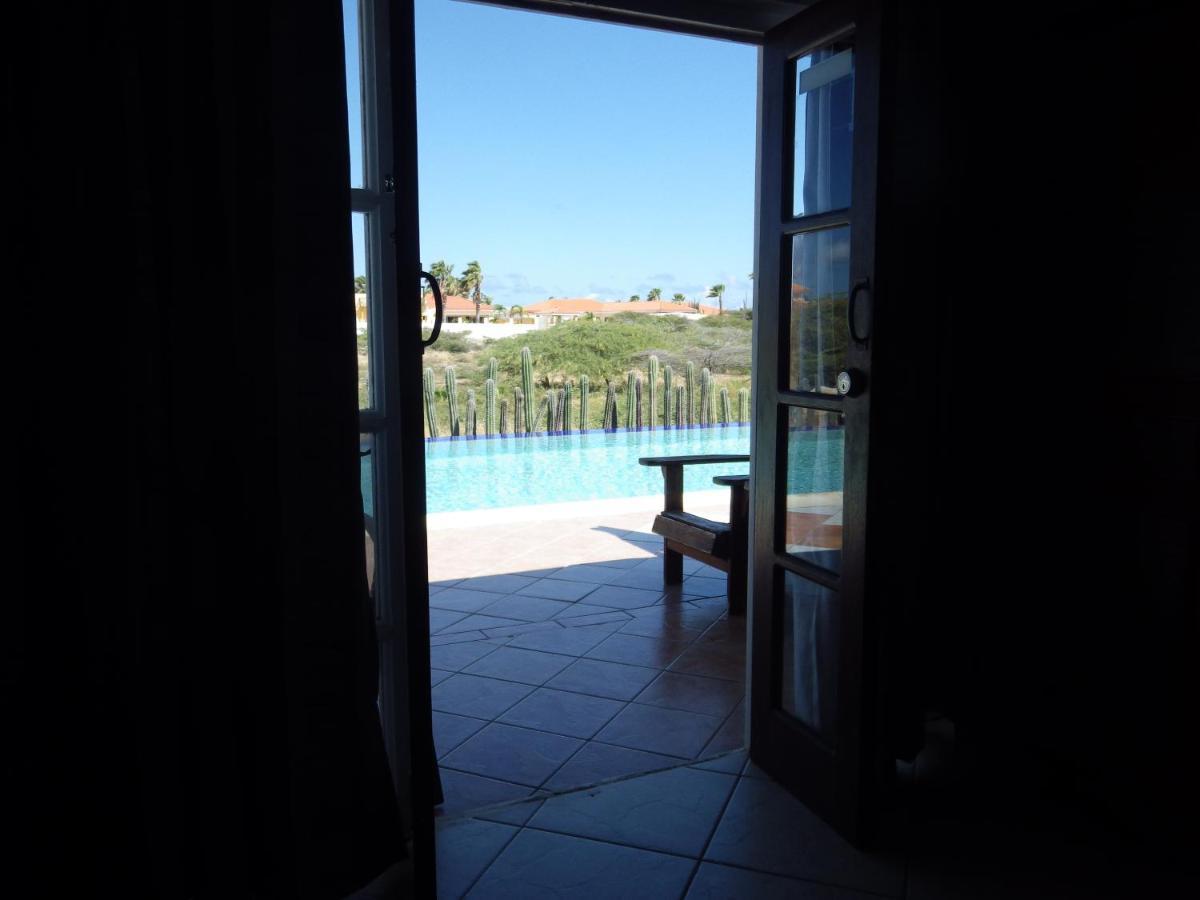 Aruba Cunucu Residence Palm Beach Luaran gambar