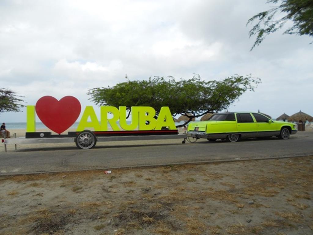 Aruba Cunucu Residence Palm Beach Luaran gambar