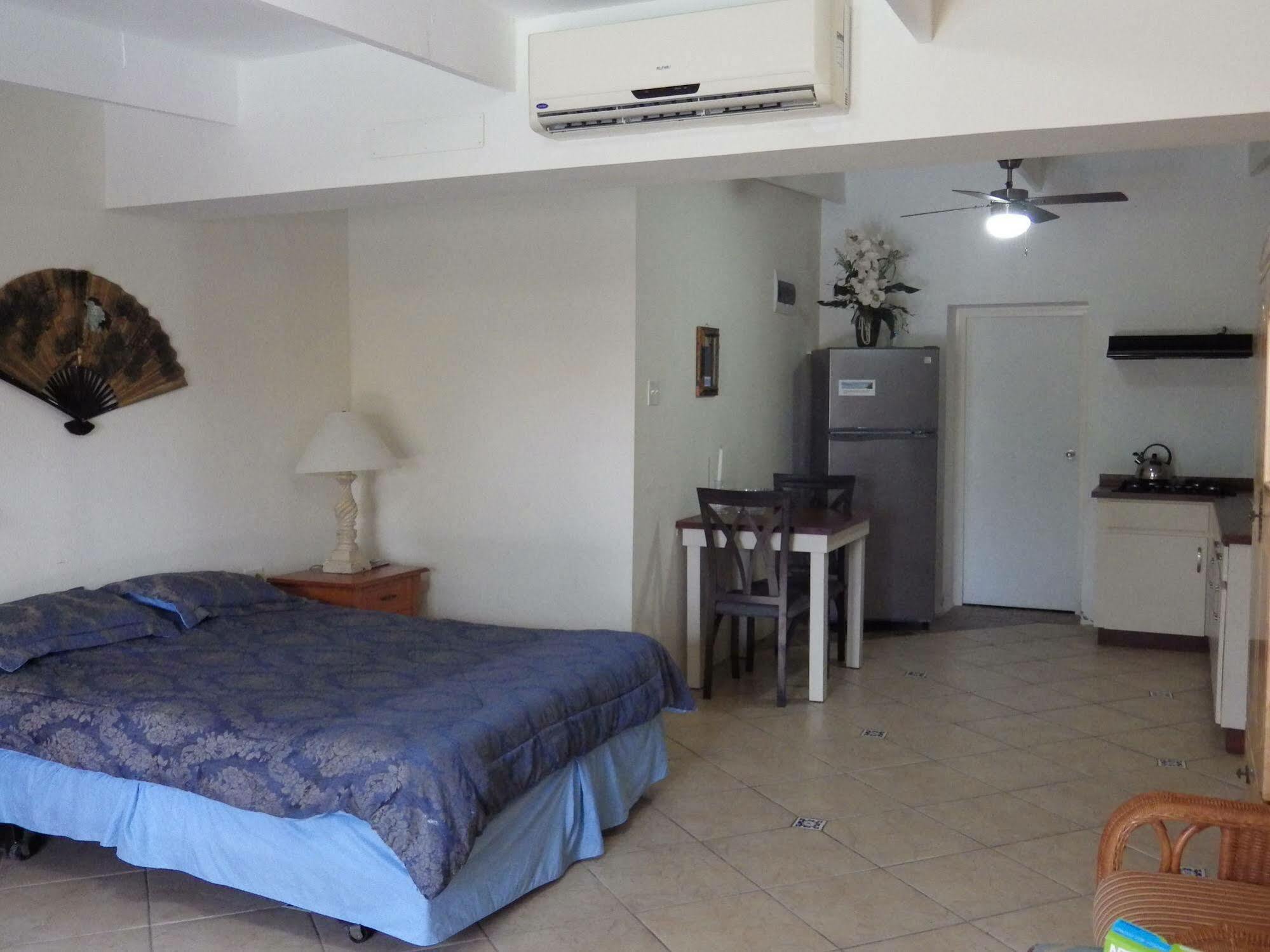 Aruba Cunucu Residence Palm Beach Luaran gambar
