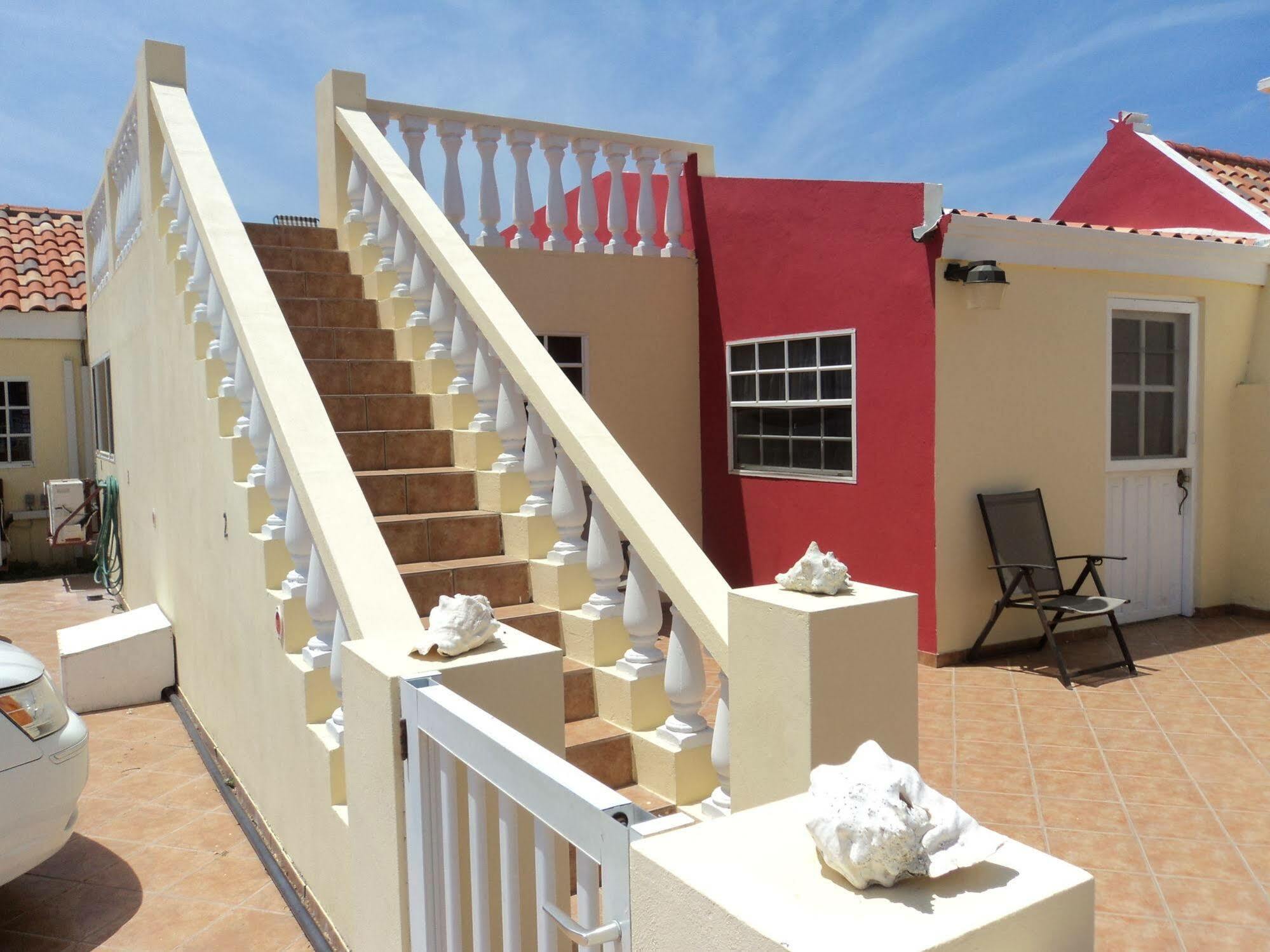 Aruba Cunucu Residence Palm Beach Luaran gambar
